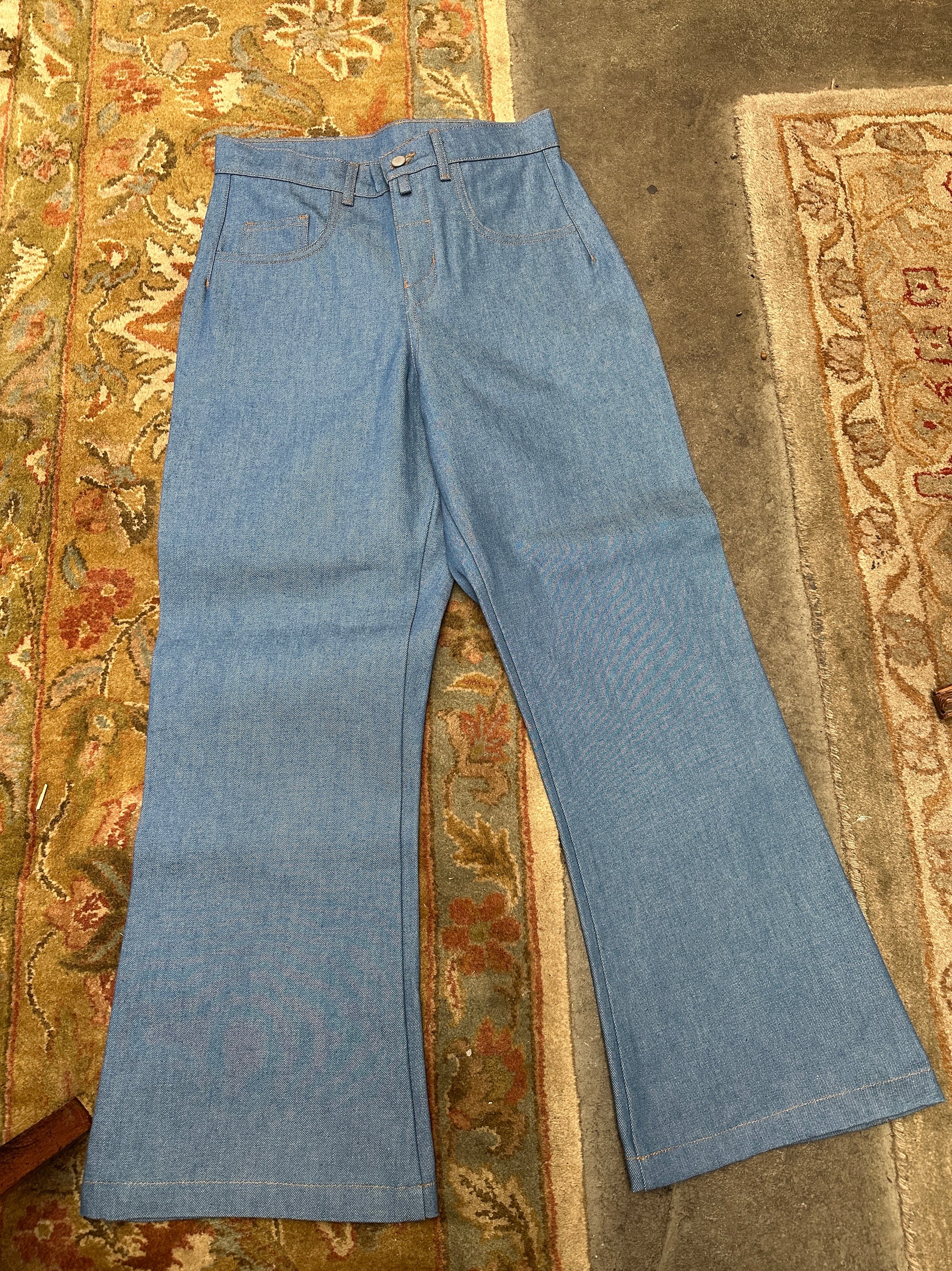 (PRE-ORDER) Kato Relaxed Flare Jean in Postal Blue
